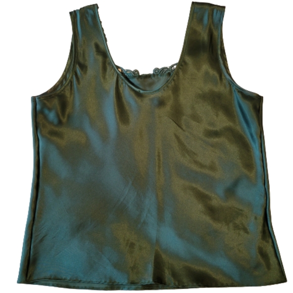 Escapades women's satin like green with embroidered trim camisole size small - Picture 2 of 14